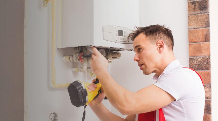 Professional best roof inspectors in Castle, OK